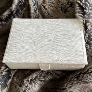 White jewelry box
